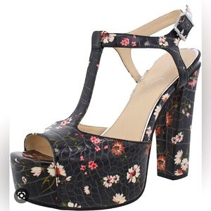 Jessica Simpson platform heels sz 8